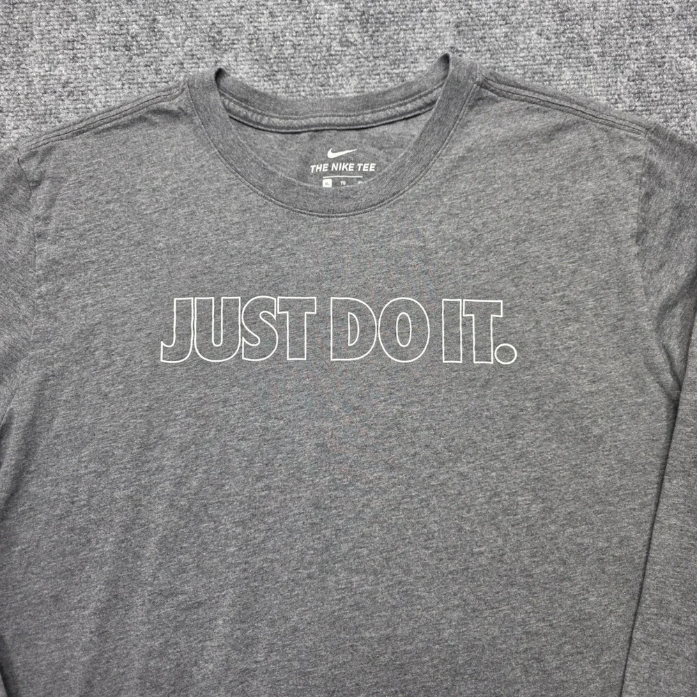 Nike Men's XL‎ Just Do It Long Sleeve Graphic T-Shirt Gray Cotton AR5191-063